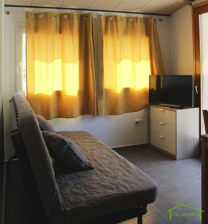 Cal General Apartment La Cellera de Ter Ngoại thất bức ảnh